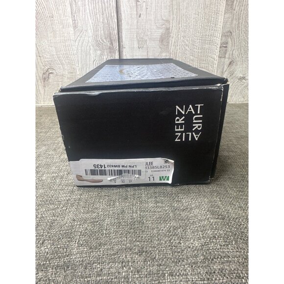 Naturalizer Womens Size 11 W Beige Leather Classic Flats Comfort Non Slip - Picture 9 of 9